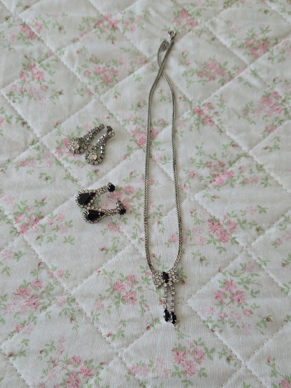 Silver Tone Necklace and Earring Set with Black and Clear Stones - Picture 9 of 9